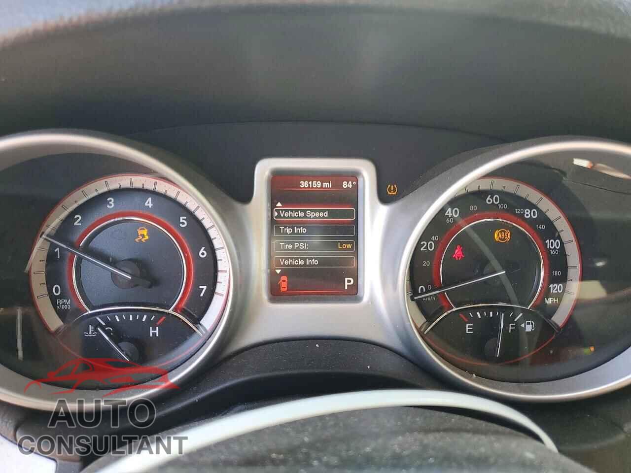 DODGE JOURNEY 2015 - 3C4PDCAB4FT617580