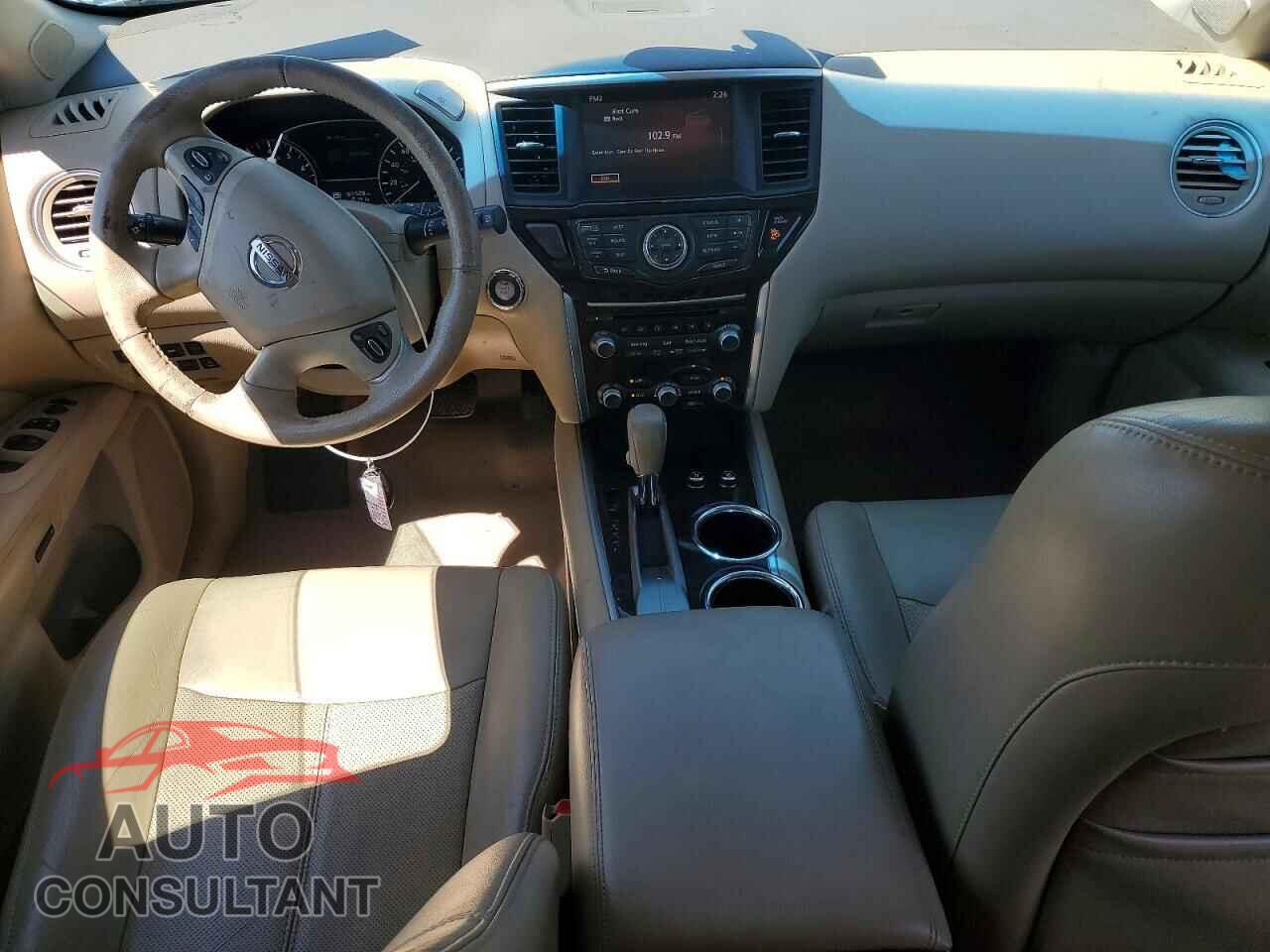 NISSAN PATHFINDER 2013 - 5N1AR2MN5DC665133