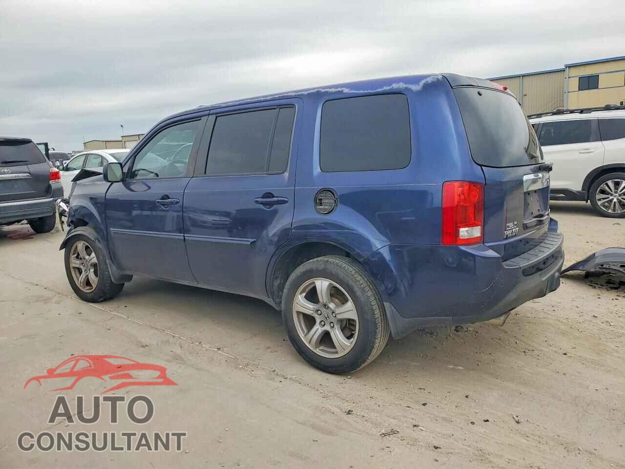 HONDA PILOT 2013 - 5FNYF3H59DB005255