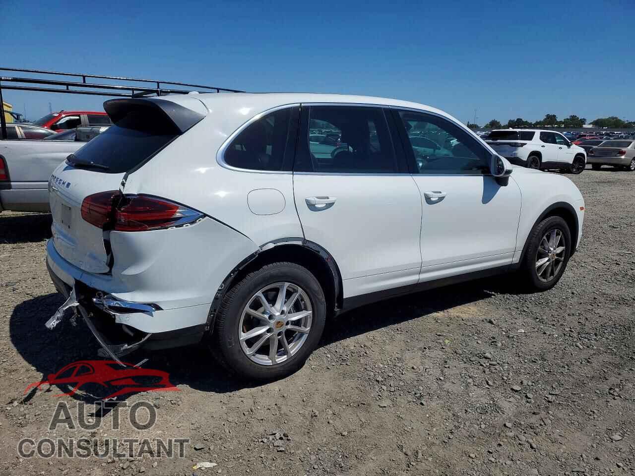 PORSCHE CAYENNE 2016 - WP1AA2A21GLA06426