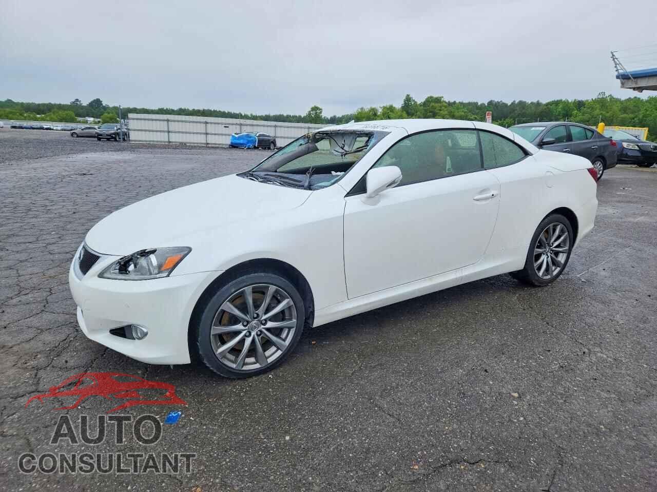 LEXUS IS 2015 - JTHFE2C21F2511541