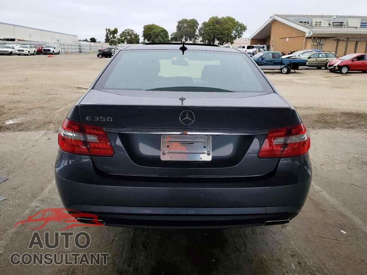MERCEDES-BENZ E-CLASS 2012 - WDDHF5KB7CA582213
