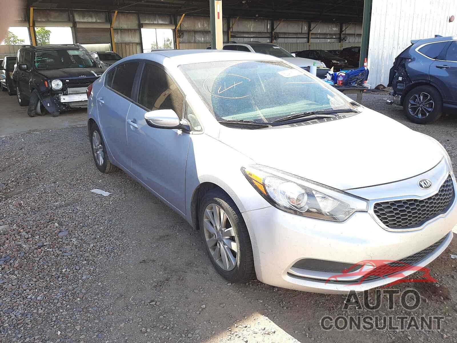 KIA FORTE 2016 - KNAFX4A67G5536387
