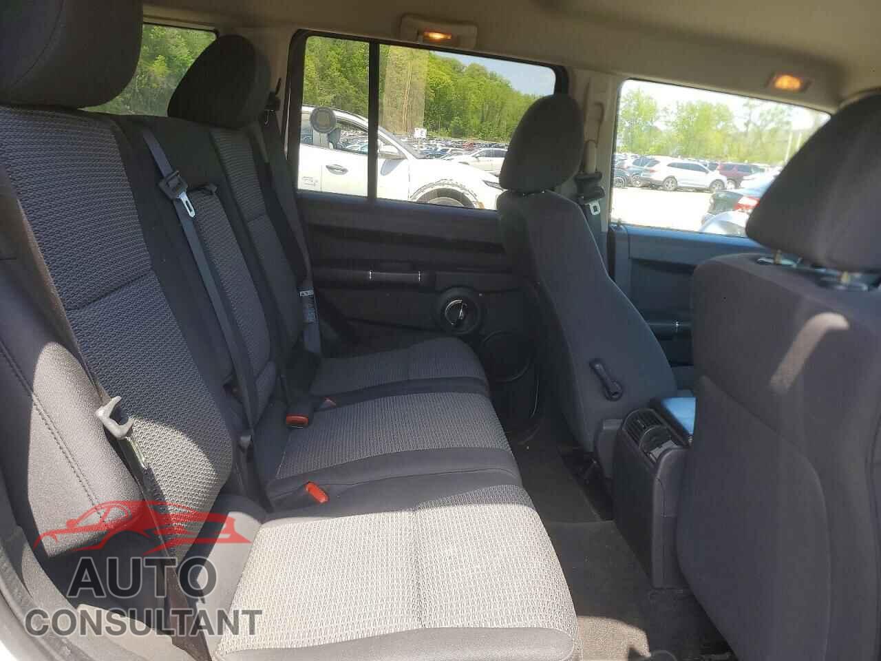 JEEP COMMANDER 2010 - 1J4RG4GK4AC162015