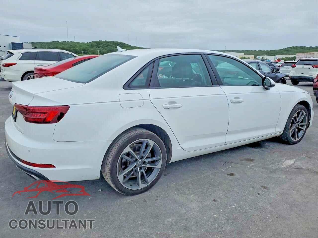 AUDI A4 2019 - WAUGMAF40KN015409