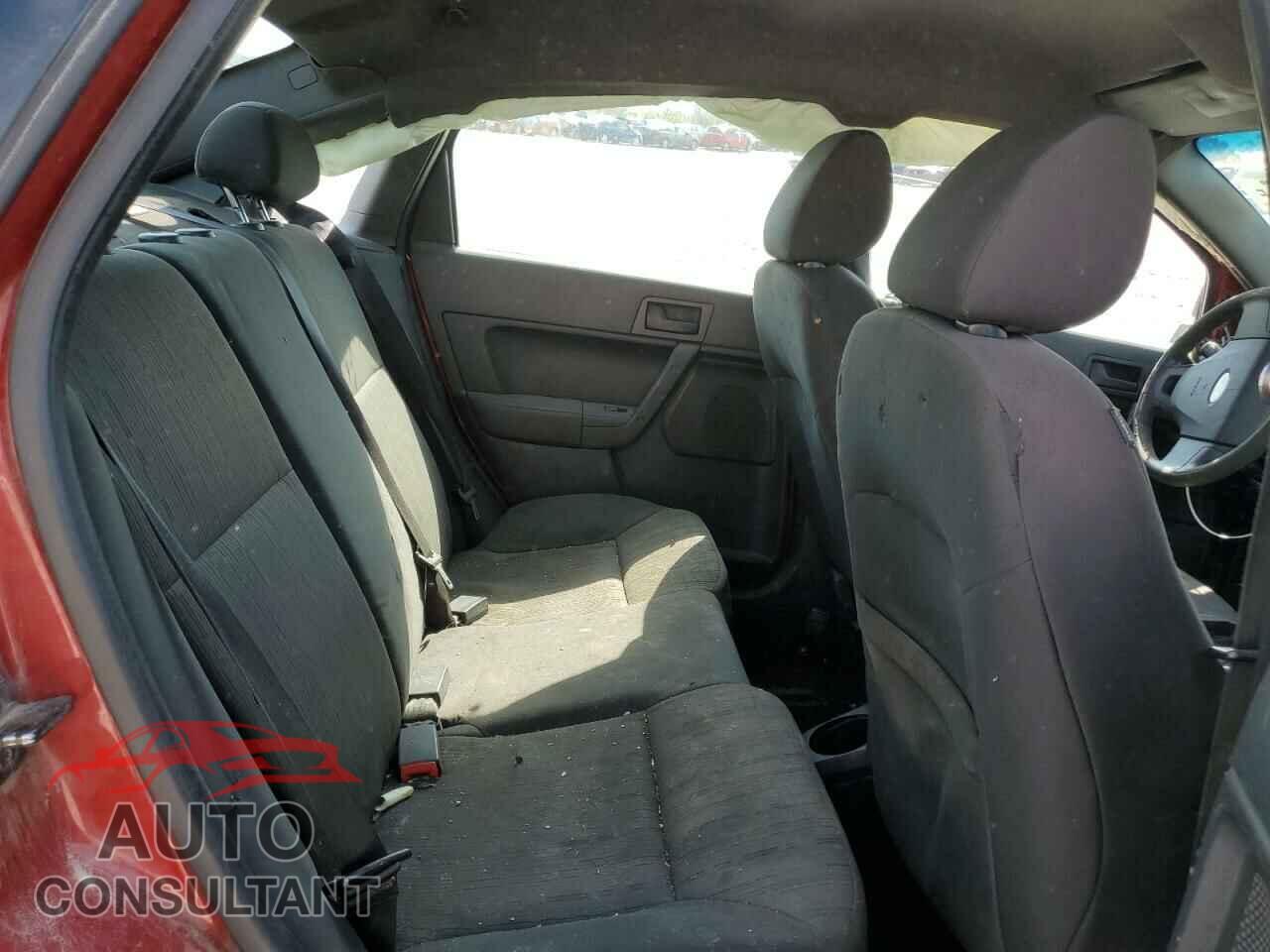 FORD FOCUS 2010 - 1FAHP3FN8AW217870