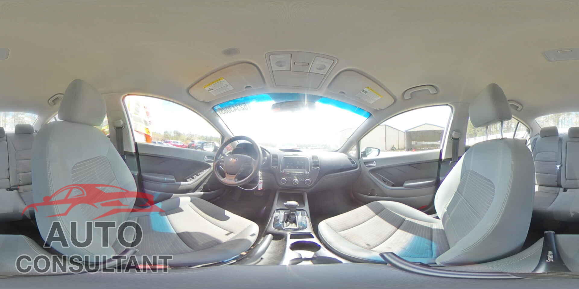 KIA FORTE 2018 - 3KPFL4A75JE205990