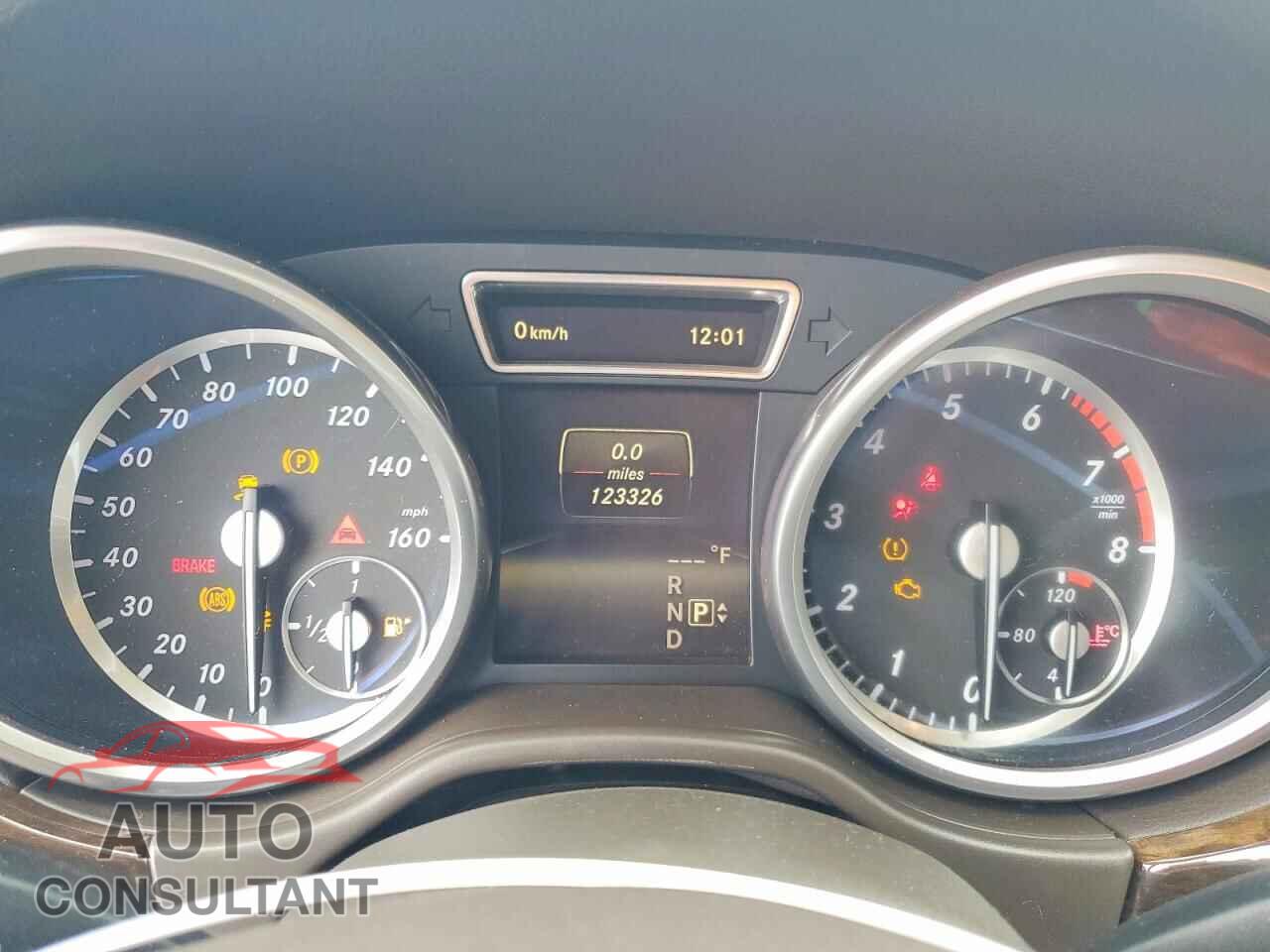 MERCEDES-BENZ M-CLASS 2015 - 4JGDA5JB2FA512529