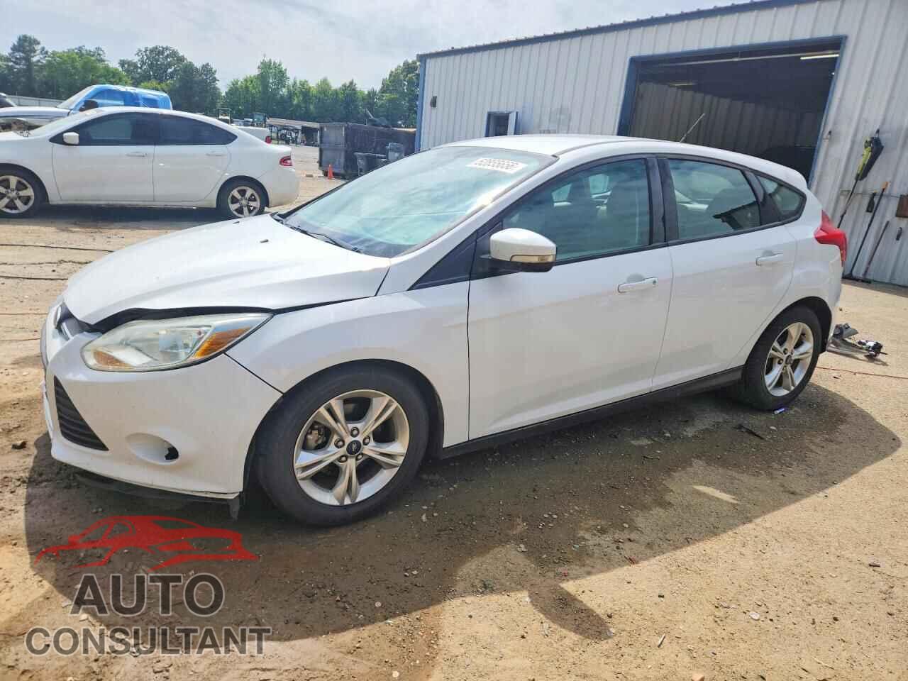 FORD FOCUS 2014 - 1FADP3K27EL244043