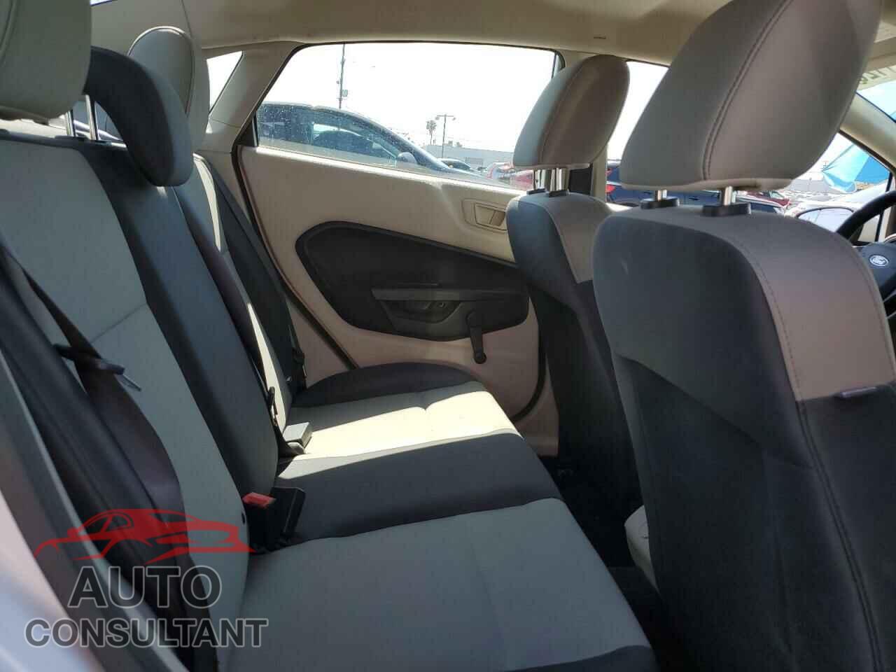 FORD FIESTA 2012 - 3FADP4AJ0CM102899