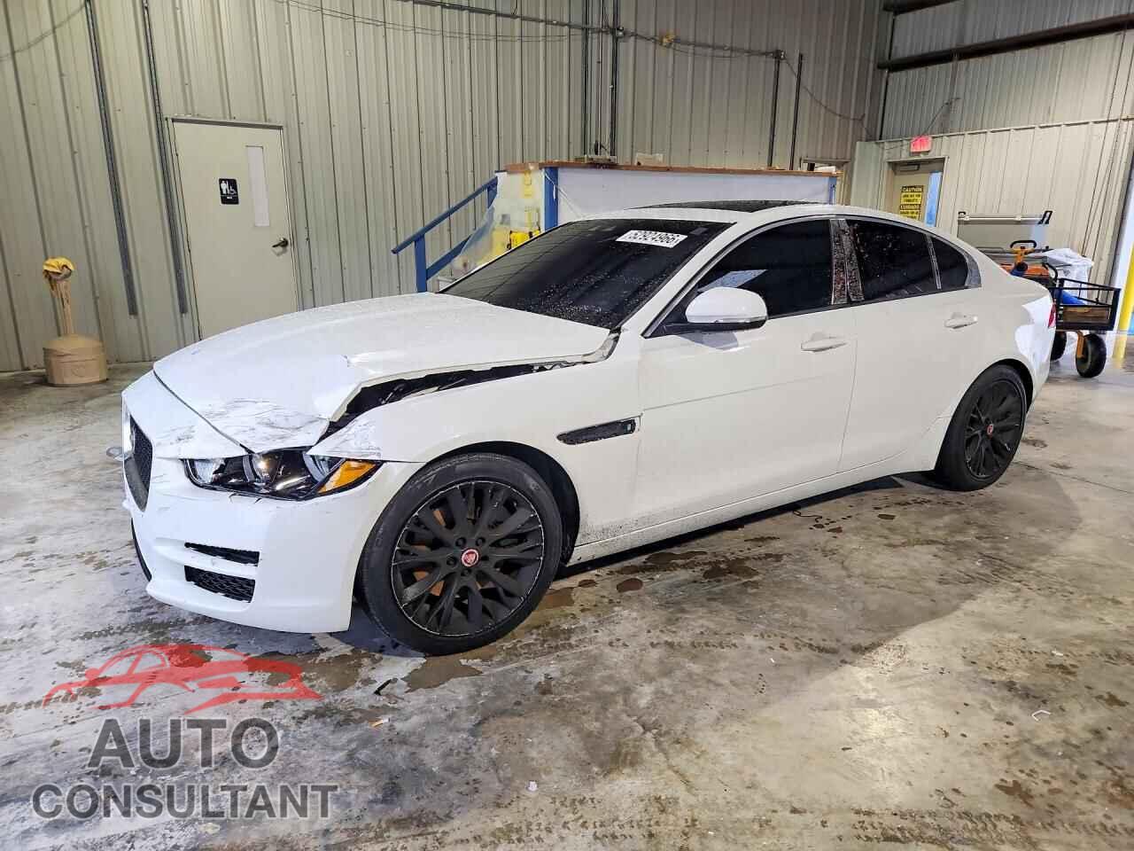 JAGUAR XE 2017 - SAJAR4BG7HA978837