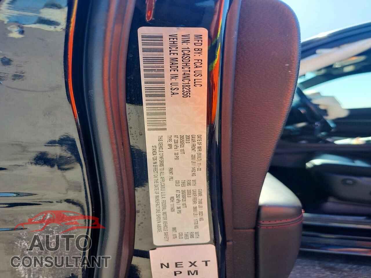 DODGE DURANGO 2022 - 1C4SDHCT4NC182356