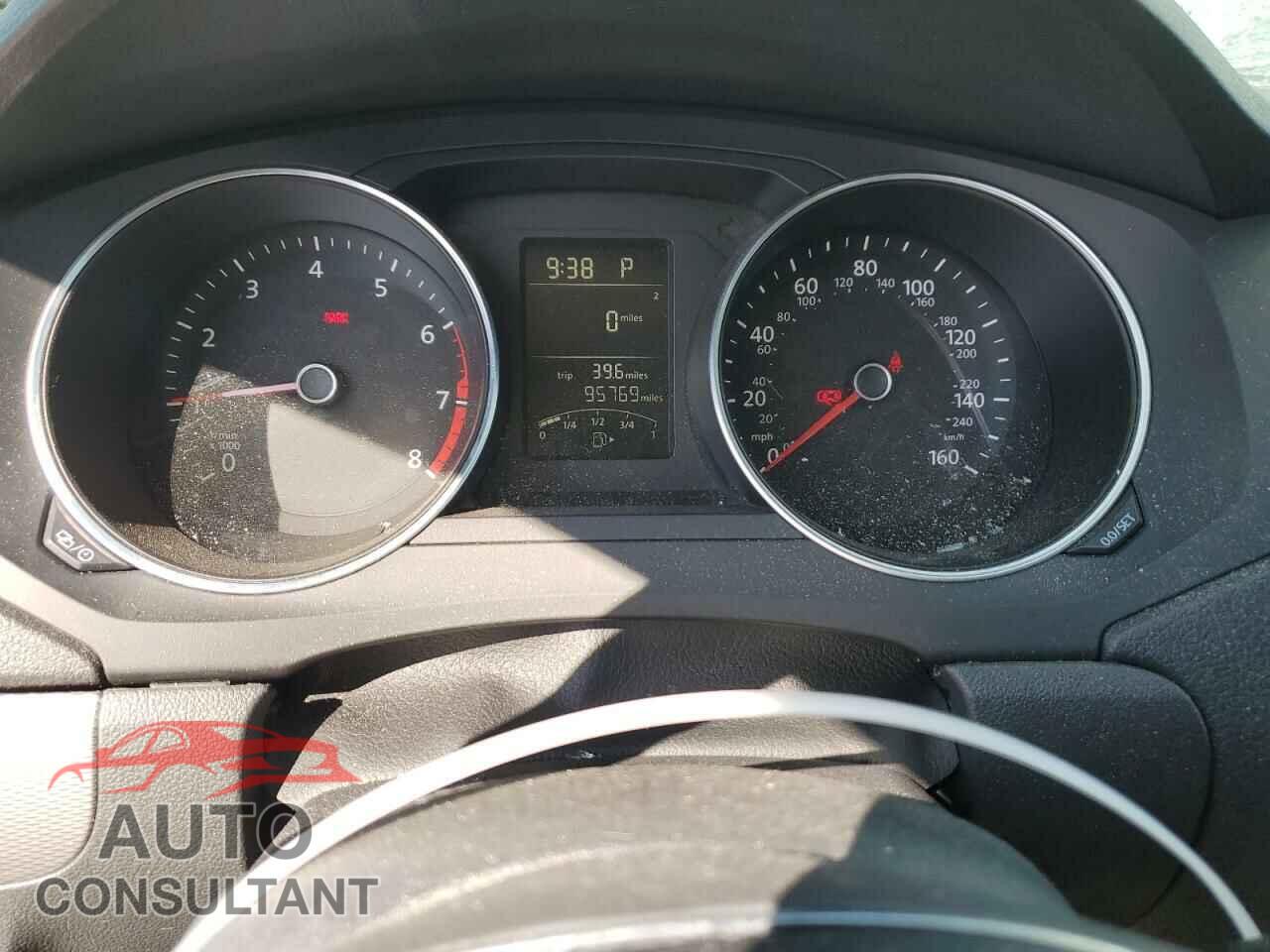 VOLKSWAGEN JETTA 2017 - 3VW2B7AJ1HM218120