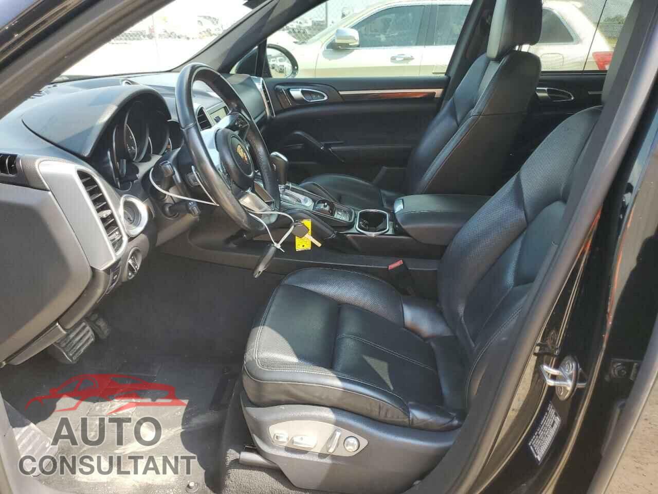 PORSCHE CAYENNE 2016 - WP1AA2A22GLA01641