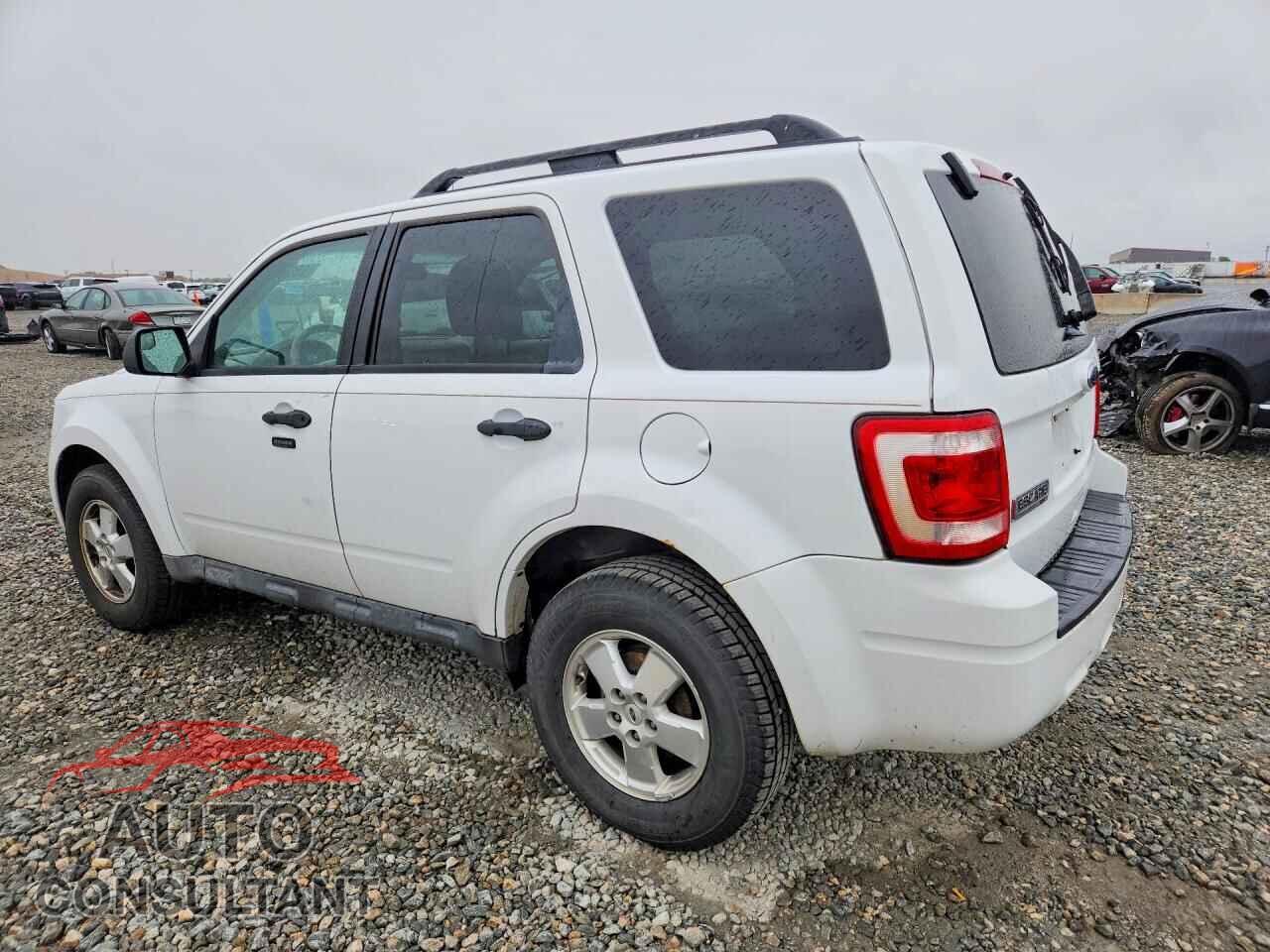 FORD ESCAPE 2011 - 1FMCU0D72BKB92775