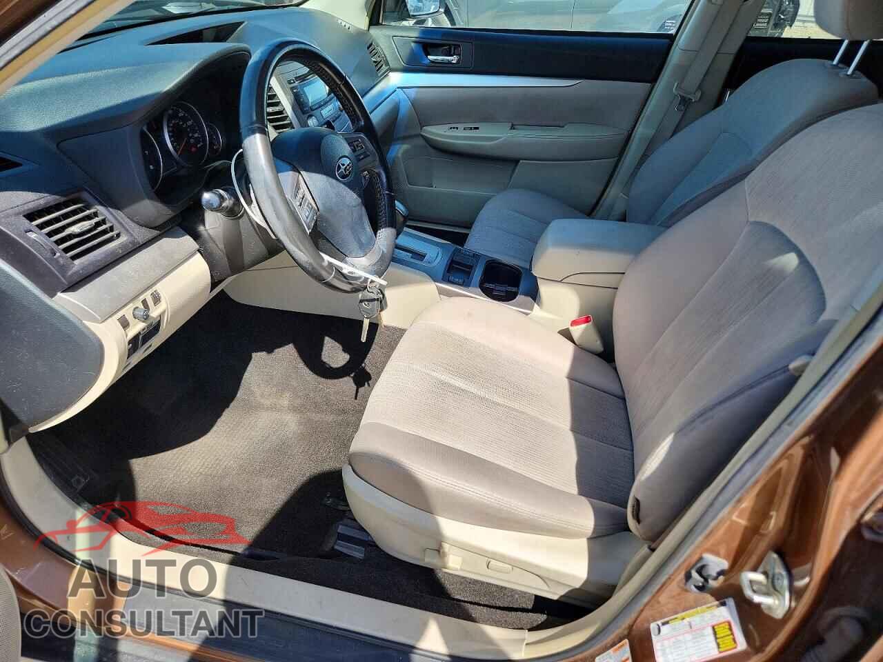 SUBARU LEGACY 2013 - 4S4BRBCC5D3289313