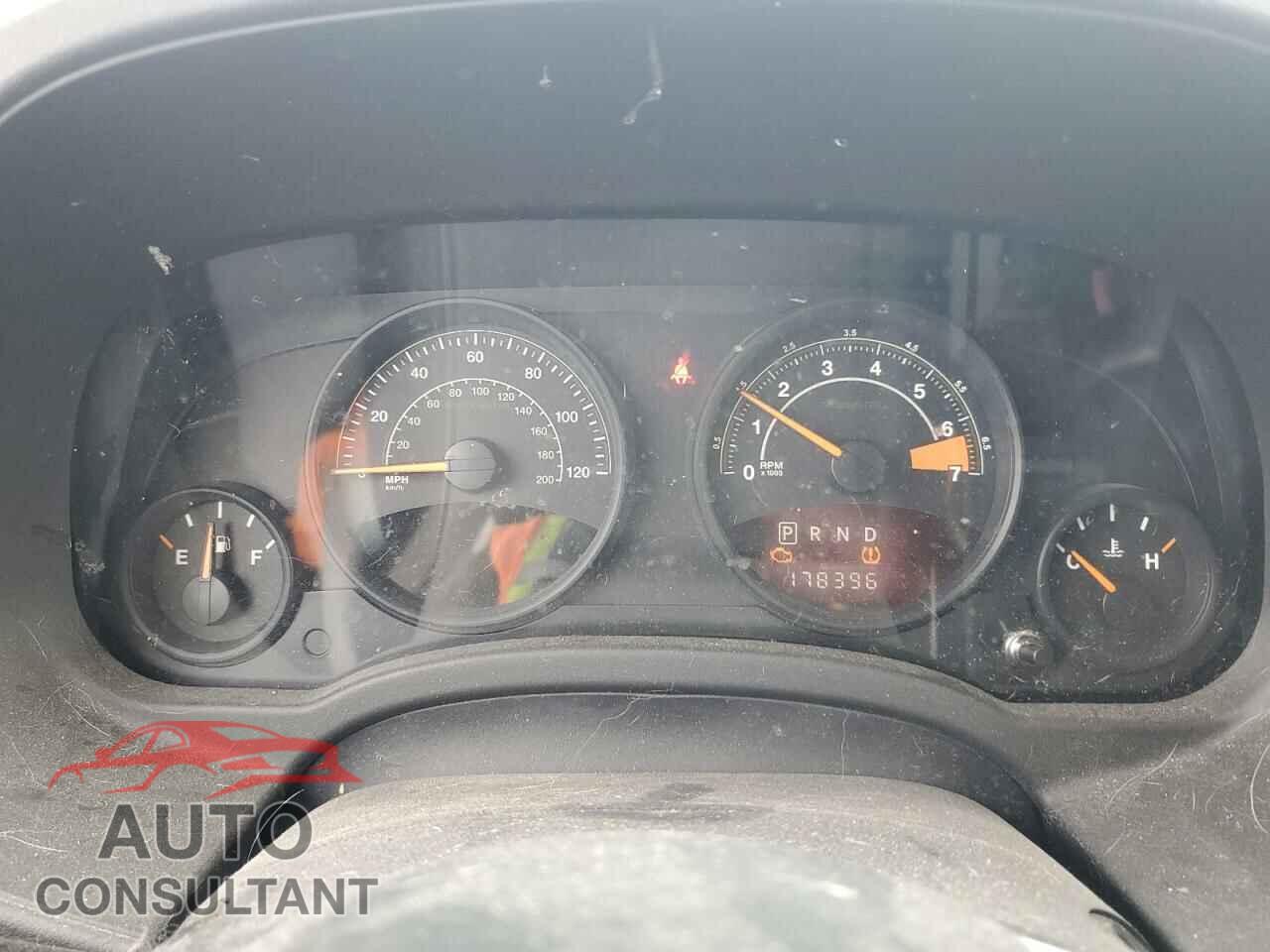 JEEP COMPASS 2015 - 1C4NJDBB7FD153520