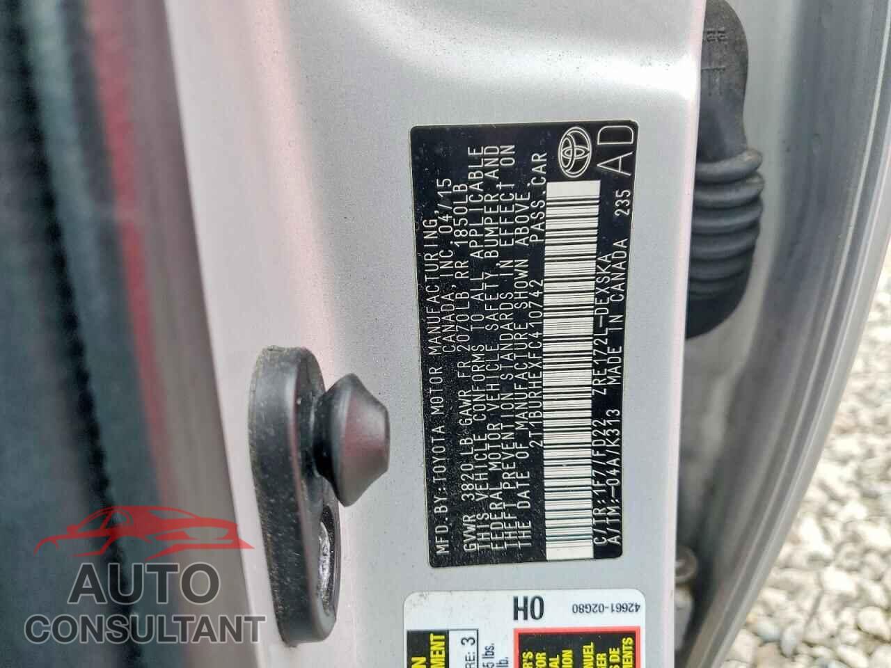 TOYOTA COROLLA 2015 - 2T1BURHEXFC410742
