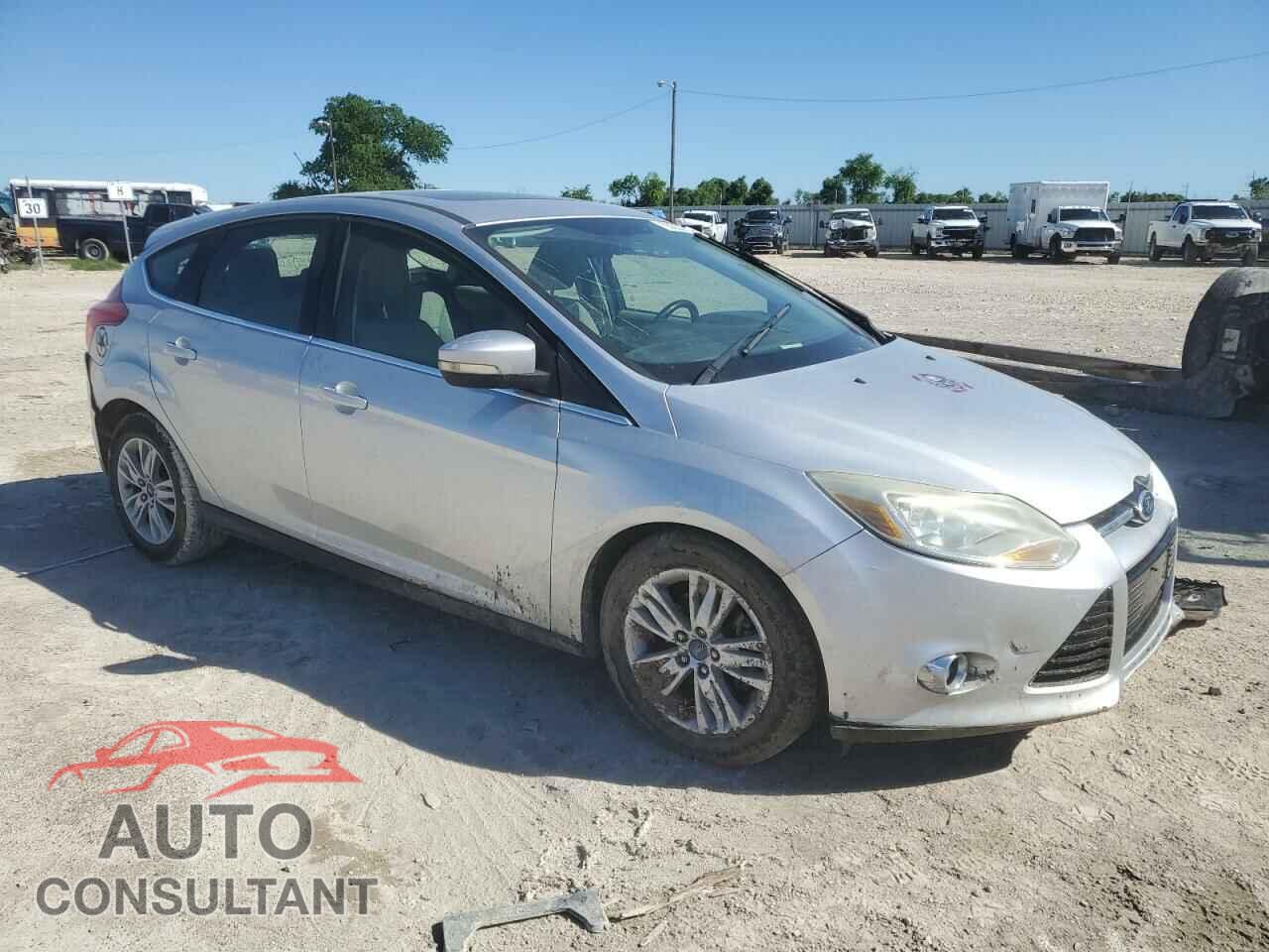 FORD FOCUS 2012 - 1FAHP3M21CL313014