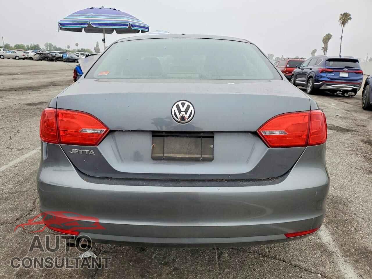 VOLKSWAGEN JETTA 2014 - 3VW2K7AJ3EM405337