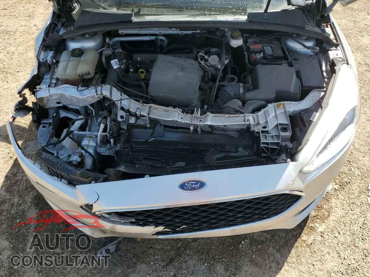 FORD FOCUS 2018 - 1FADP3F2XJL248981