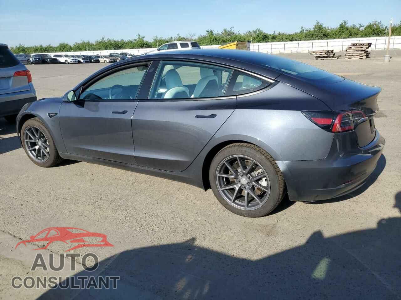 TESLA MODEL 3 2023 - 5YJ3E1EA1PF638310