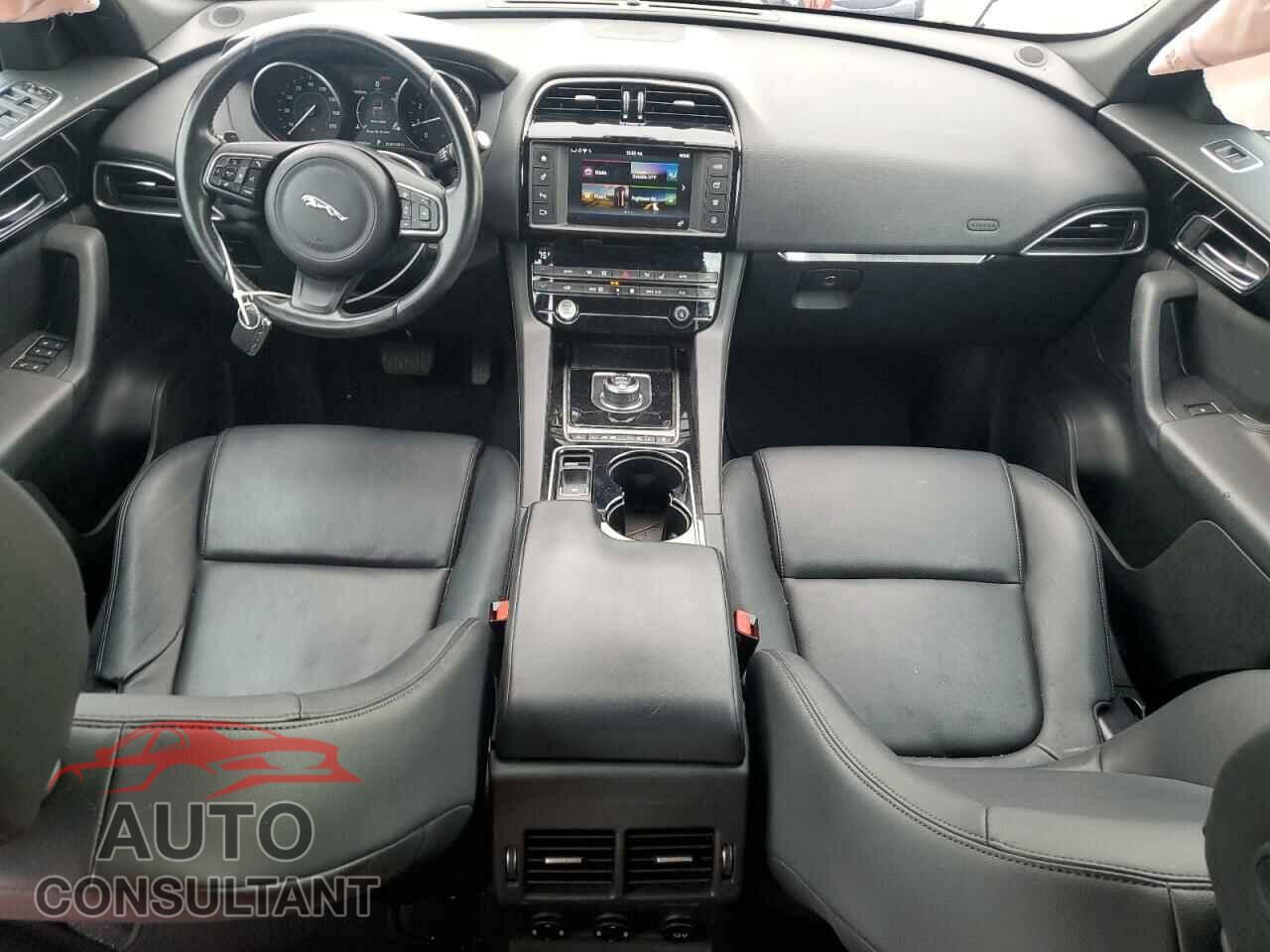 JAGUAR F-PACE 2017 - SADCJ2BV3HA054496