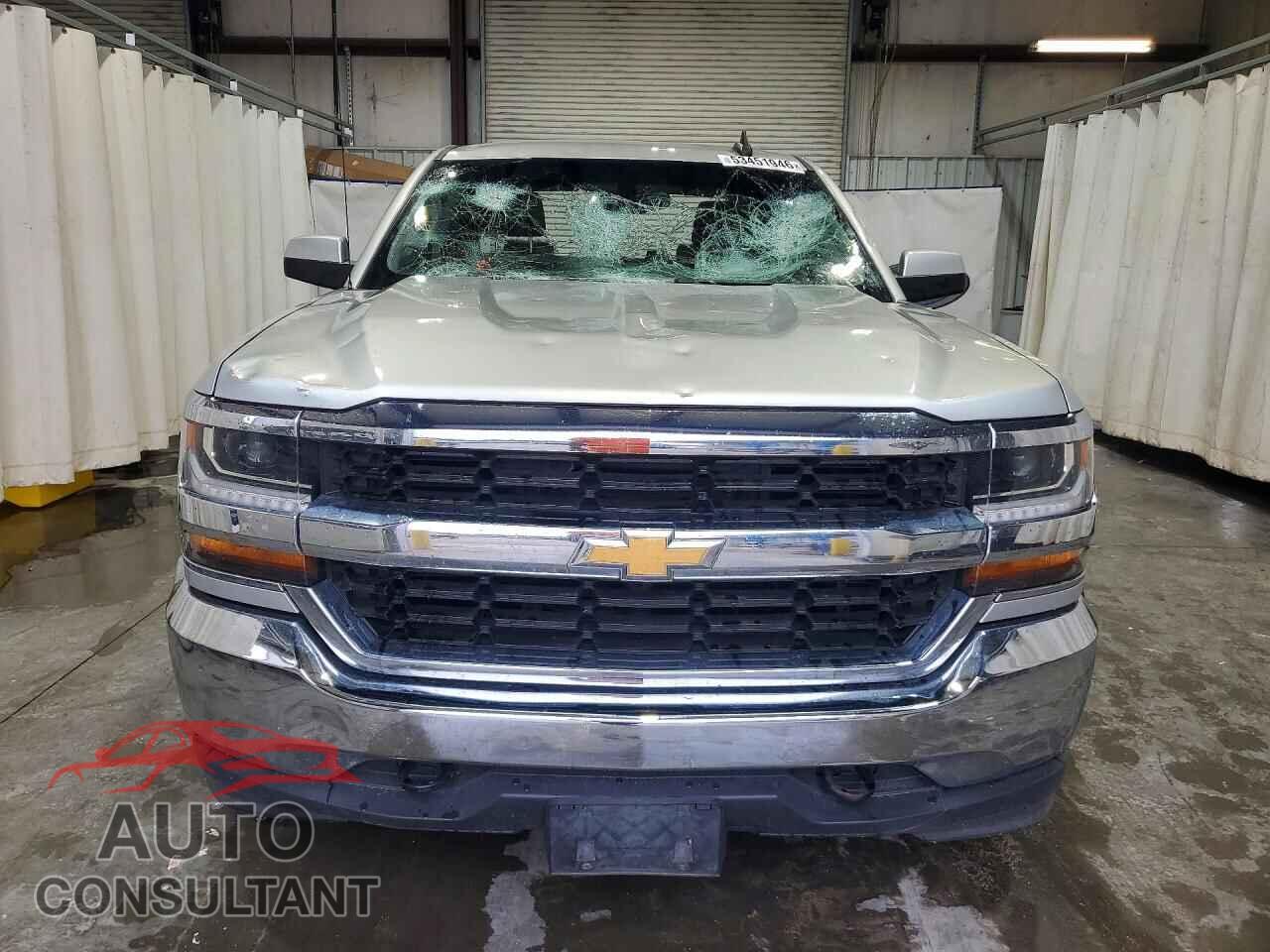 CHEVROLET SILVERADO 2017 - 3GCUKREC2HG366245