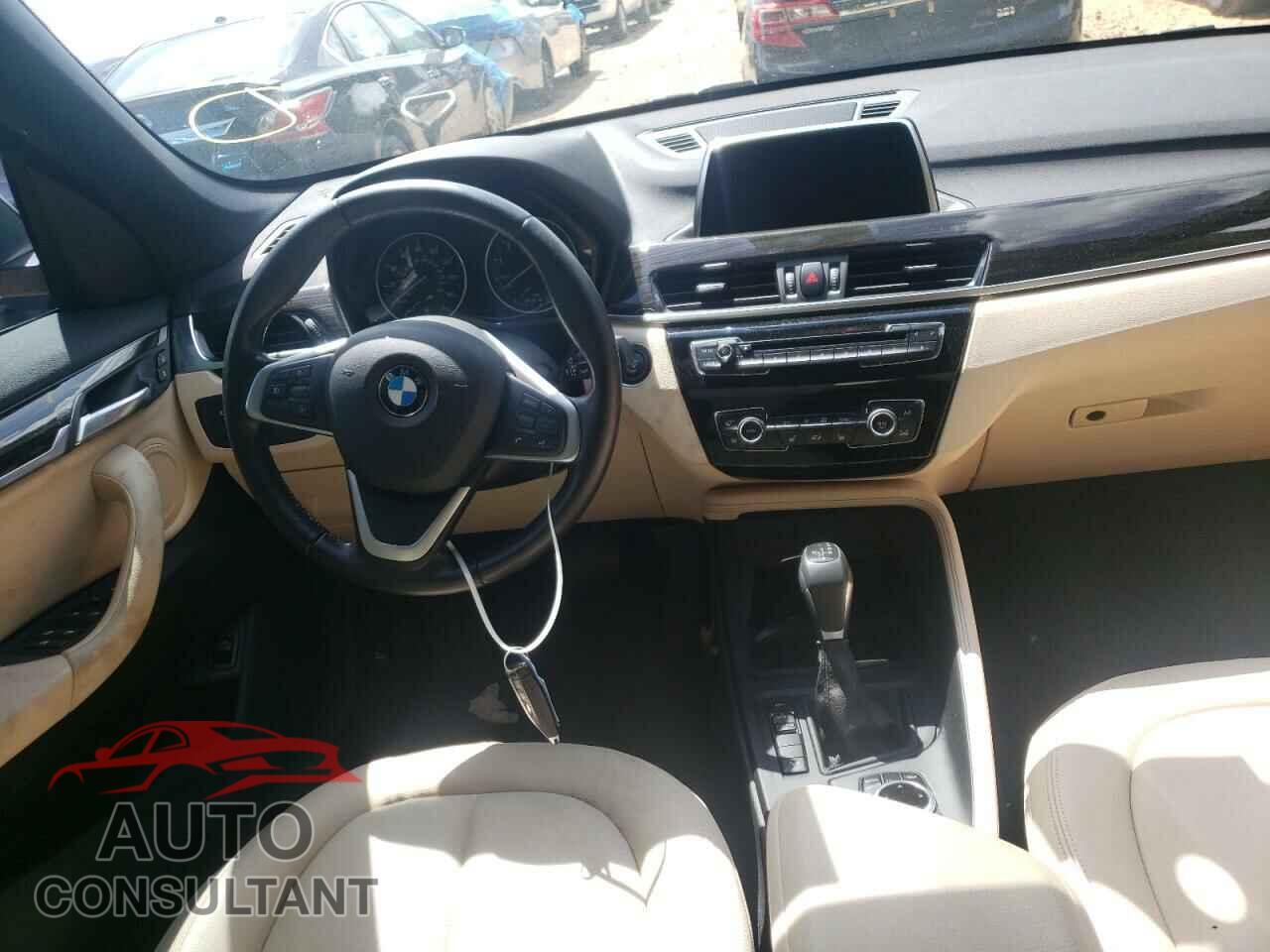 BMW X1 2018 - WBXHT3C30J5L24140