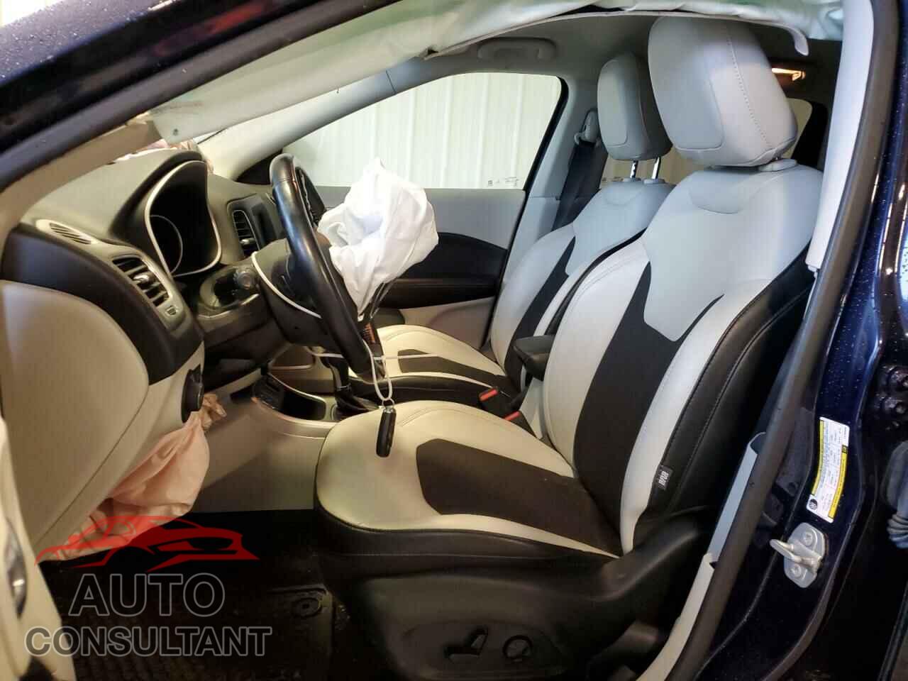 JEEP COMPASS 2020 - 3C4NJCBB2LT200906