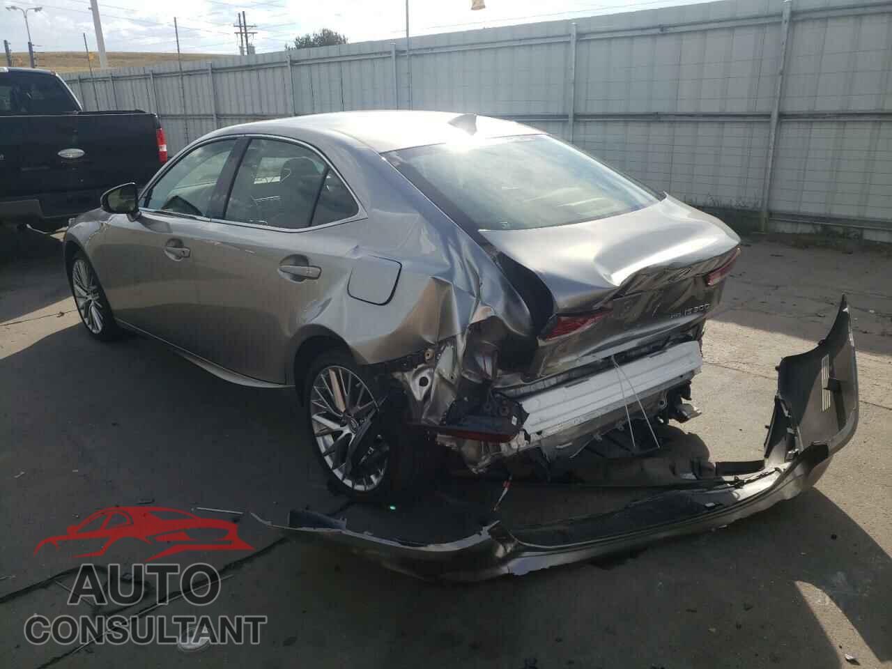 LEXUS IS 2018 - JTHC81D21J5028285