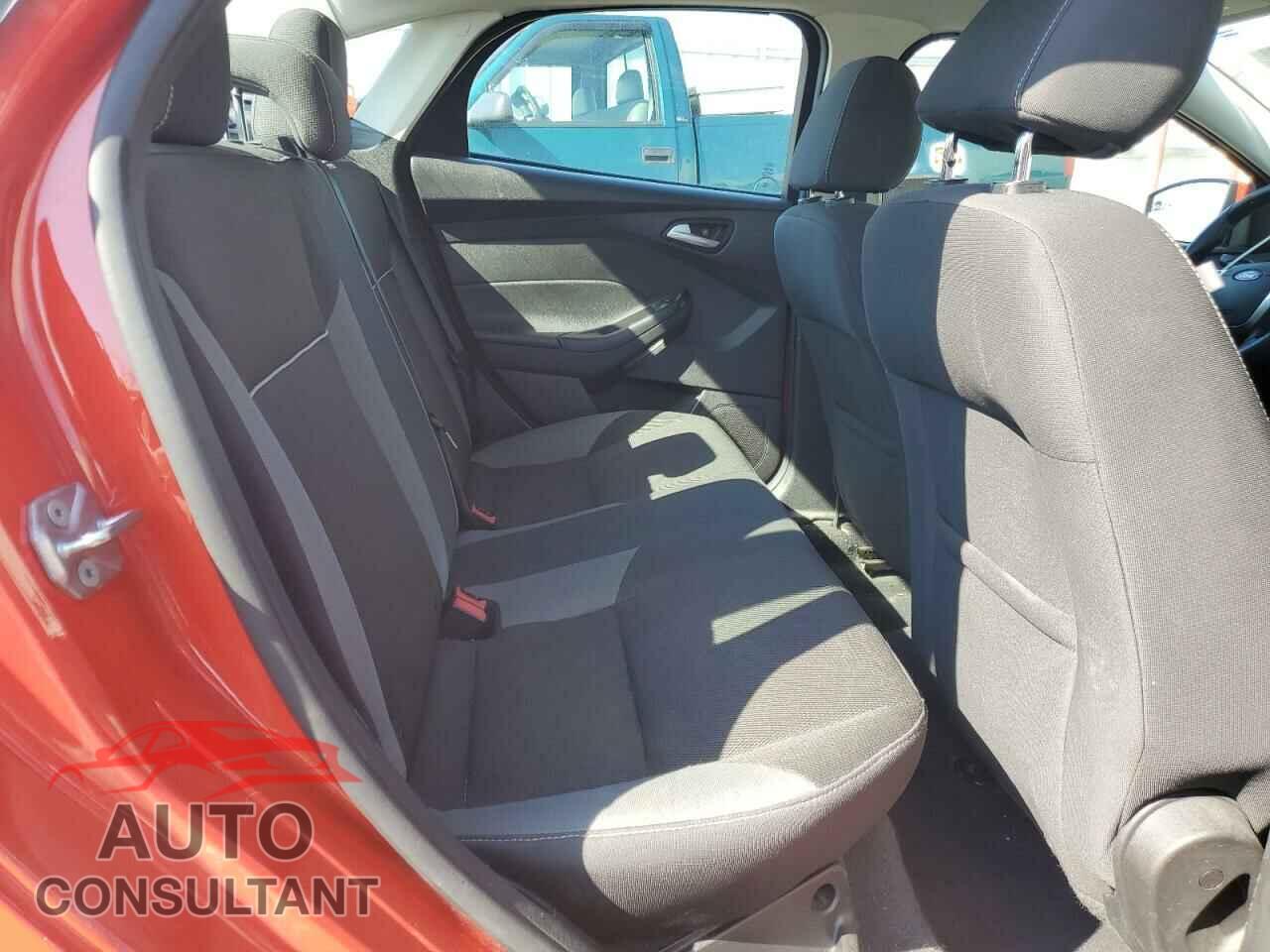 FORD FOCUS 2014 - 1FADP3F29EL427793
