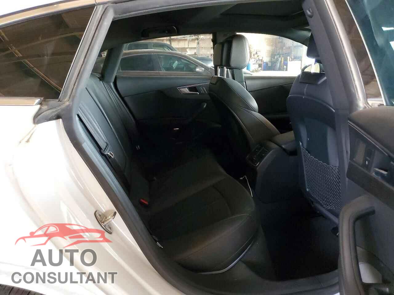 AUDI A5 2018 - WAUCNCF51JA009074