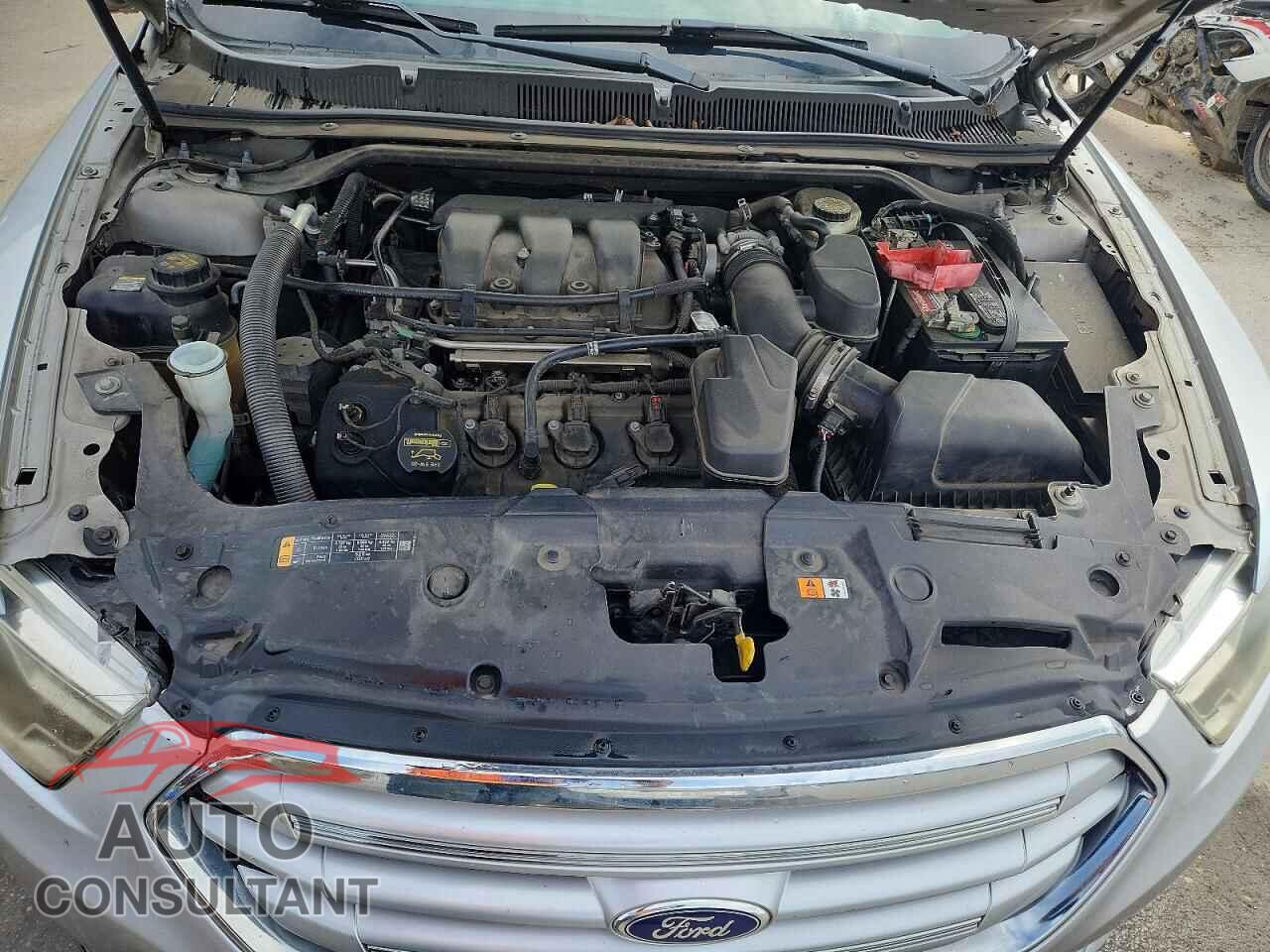 FORD TAURUS 2013 - 1FAHP2F82DG217107