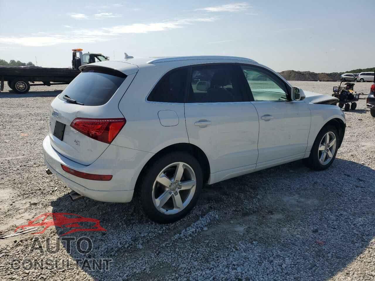AUDI Q5 2012 - WA1LFAFP3CA114332