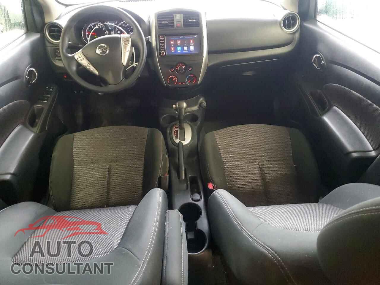 NISSAN VERSA 2019 - 3N1CN7AP3KL818821