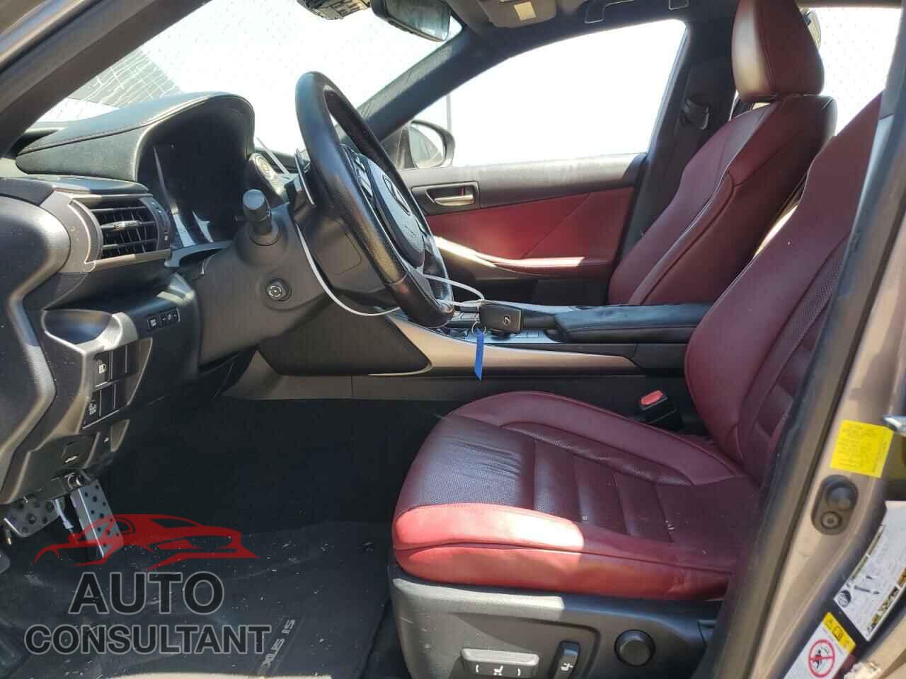 LEXUS IS 2018 - JTHBZ1D29J5032044