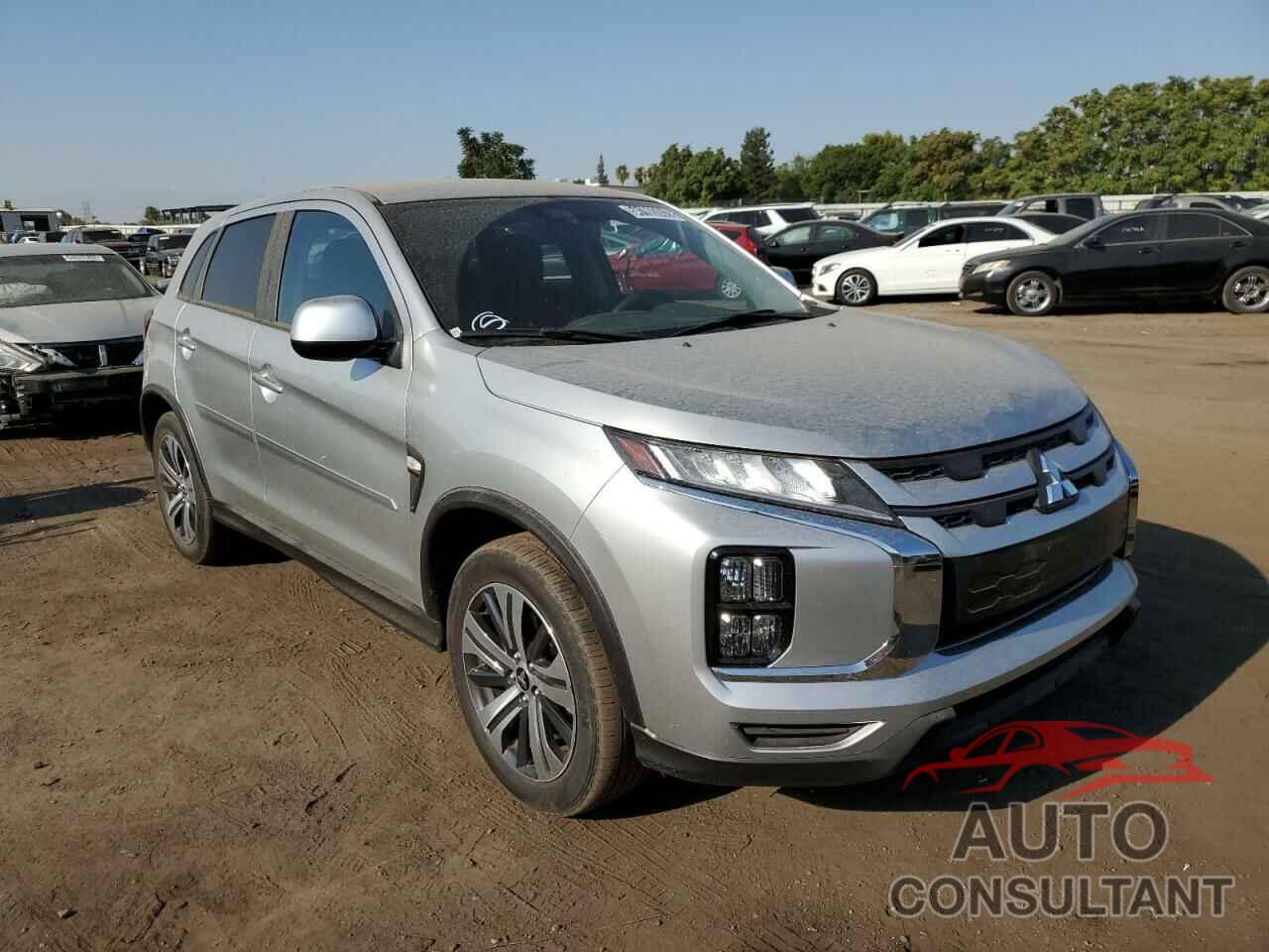 MITSUBISHI OUTLANDER 2021 - JA4APUAU8MU014875