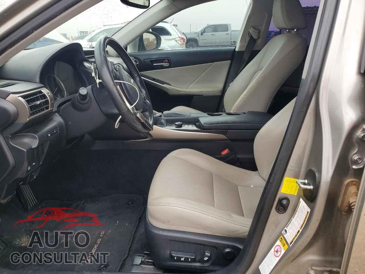 LEXUS IS 2014 - JTHBF1D26E5023414