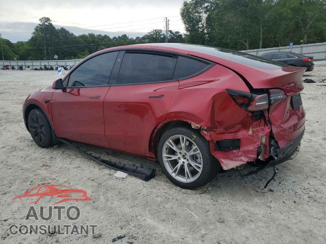 TESLA MODEL Y 2024 - 7SAYGDEE2RA246900