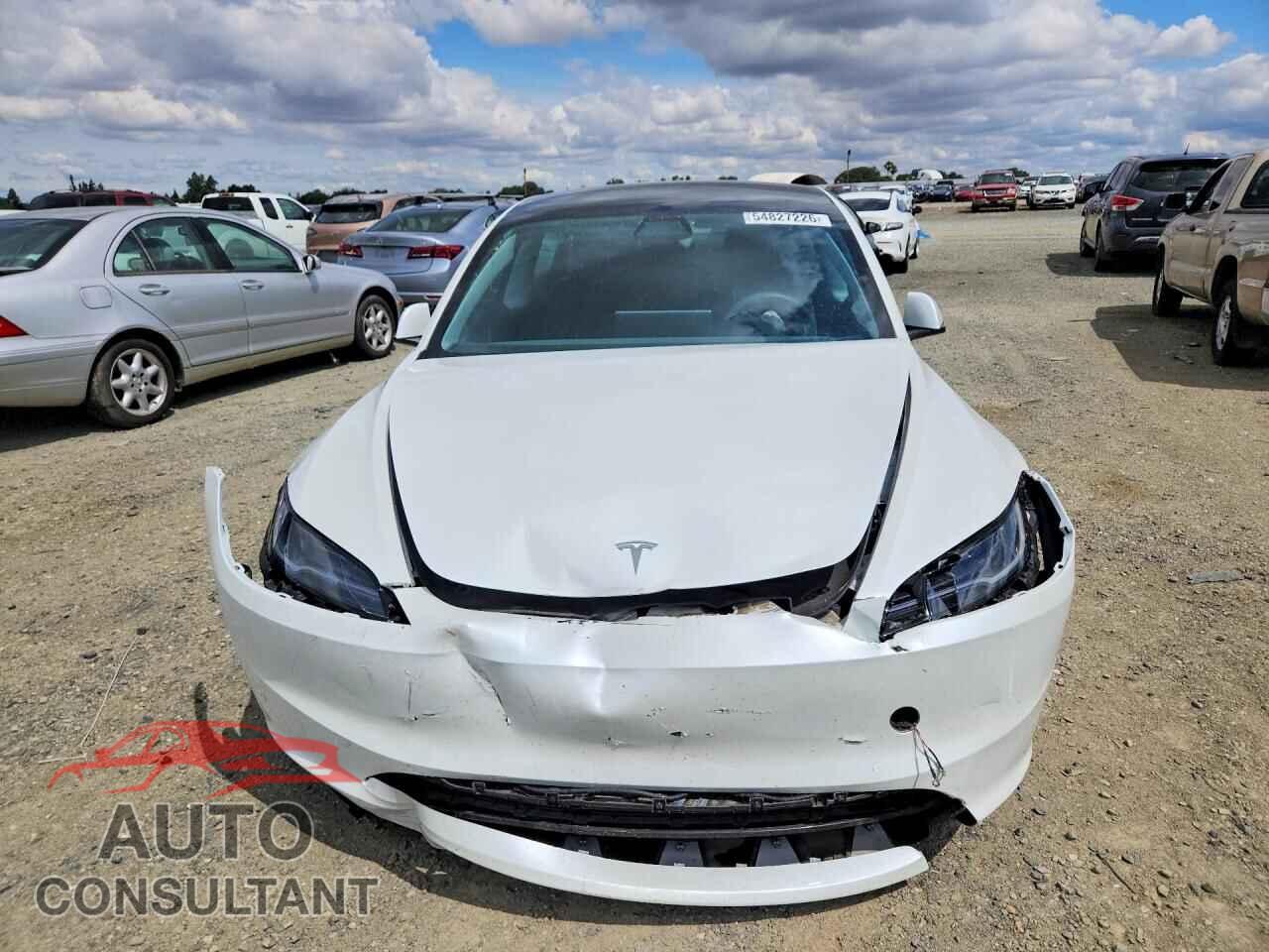 TESLA MODEL 3 2024 - 5YJ3E1EA9RF756852