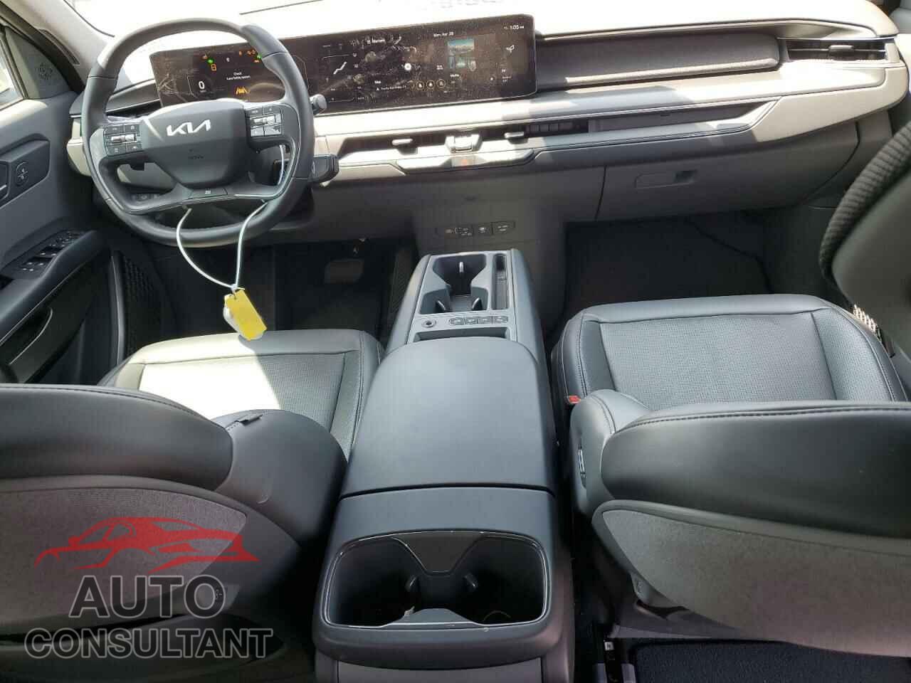 KIA EV9 LIGHT 2024 - KNDAB5S19R6028780