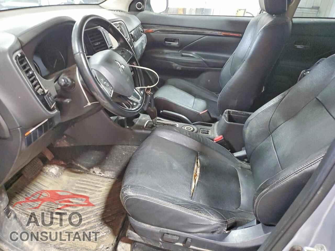 MITSUBISHI OUTLANDER 2016 - JA4AZ3A38GZ012143
