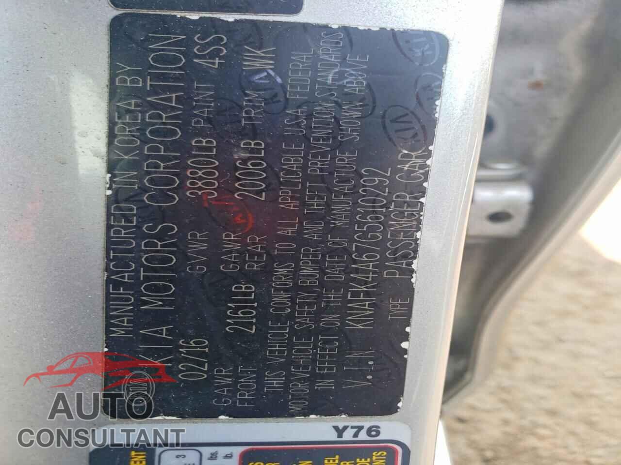 KIA FORTE 2016 - KNAFK4A67G5610292