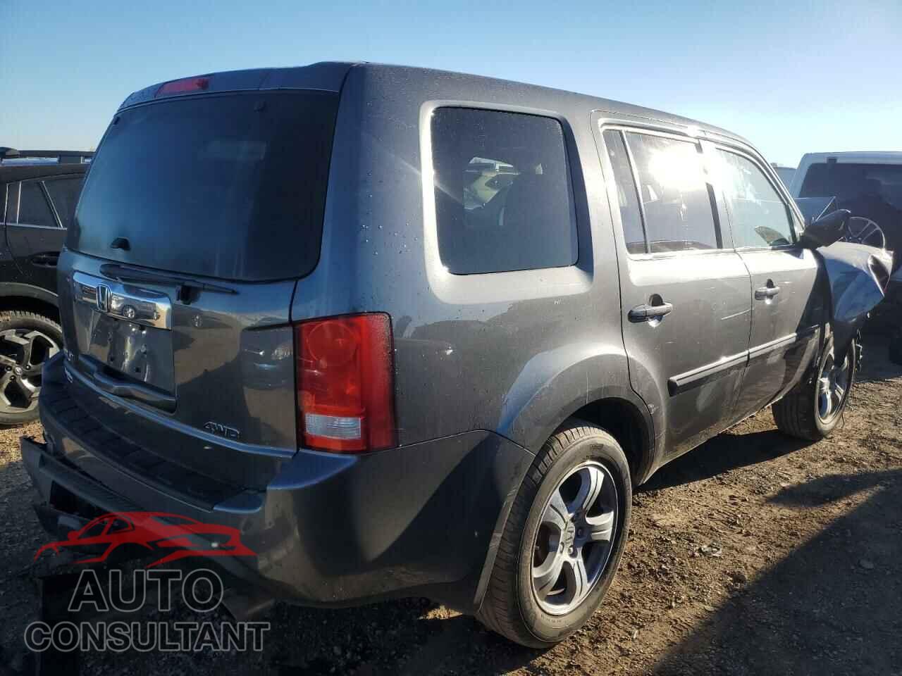 HONDA PILOT 2014 - 5FNYF4H55EB056100