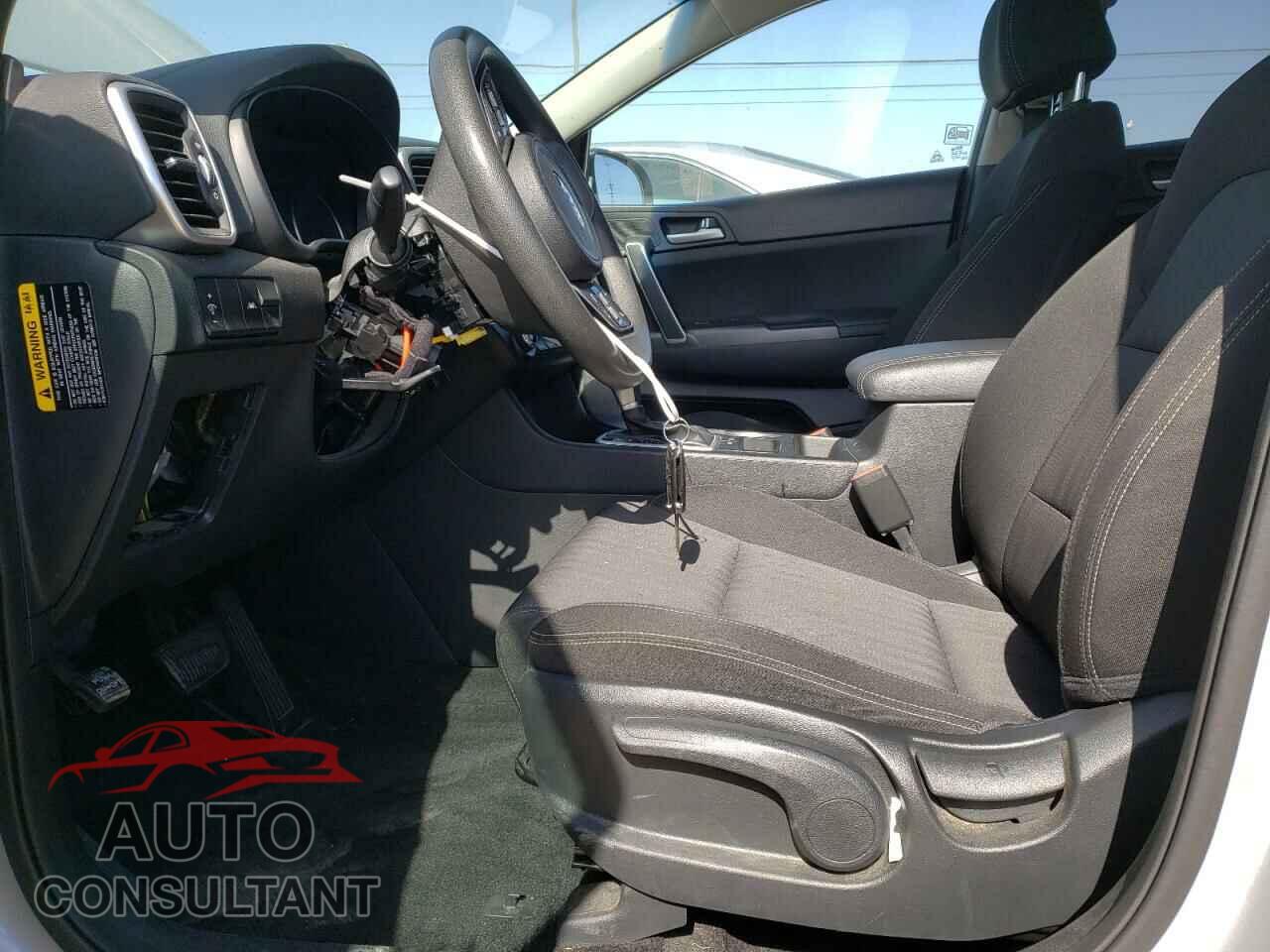 KIA SPORTAGE 2020 - KNDPM3AC9L7677542