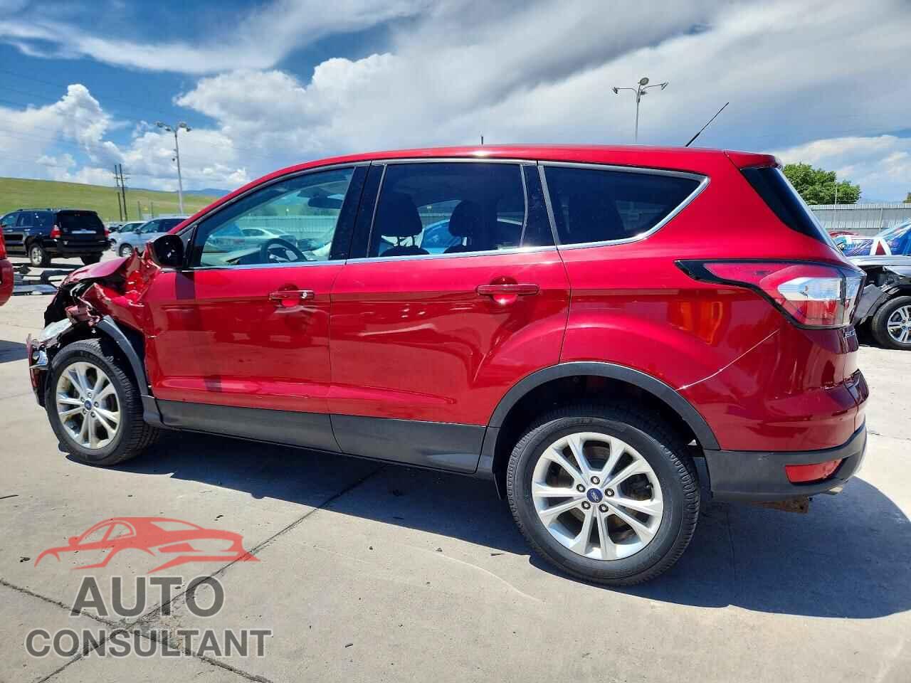 FORD ESCAPE 2017 - 1FMCU9GD9HUC50173