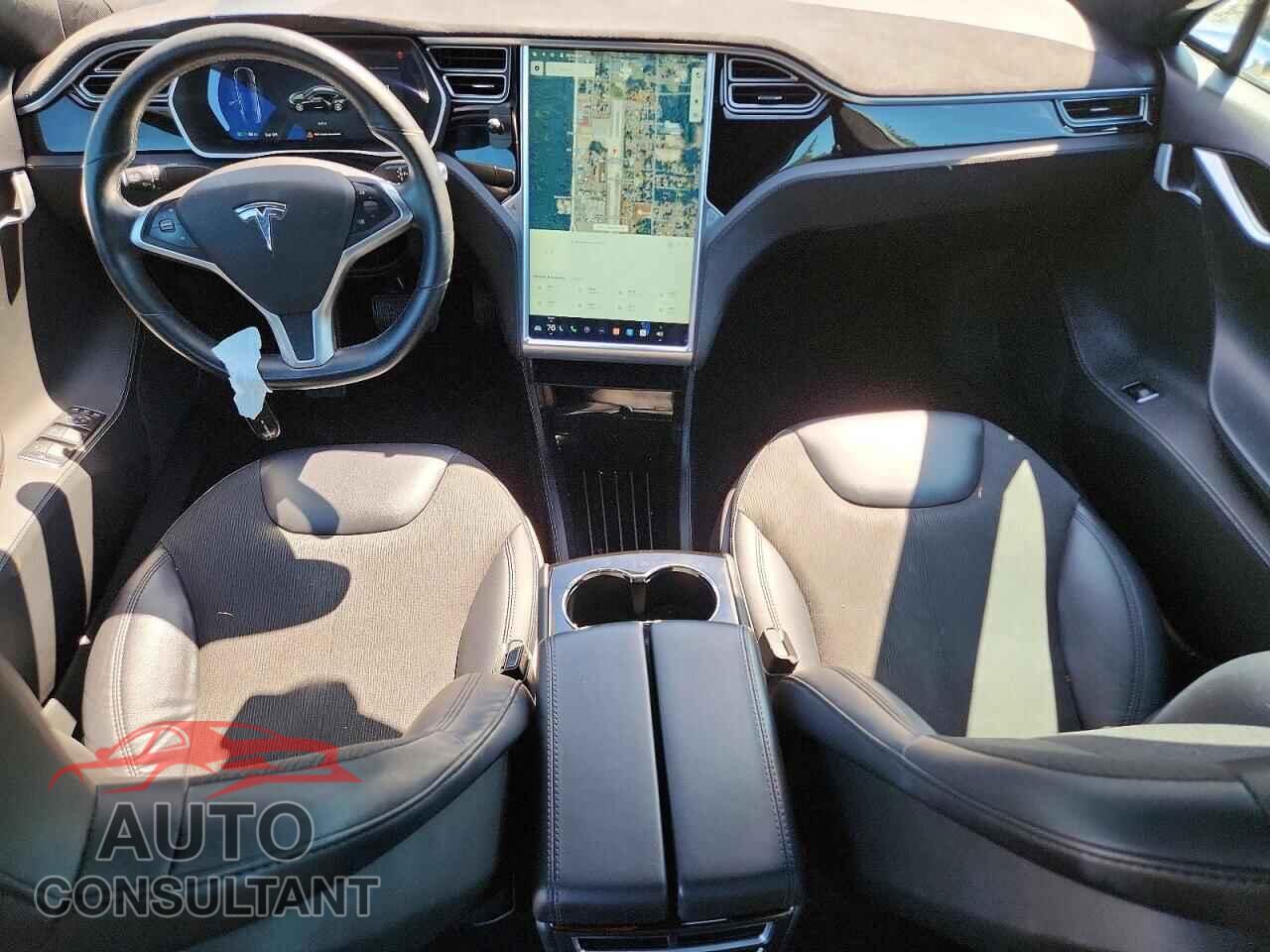 TESLA MODEL S 2015 - 5YJSA1H20FFP70307