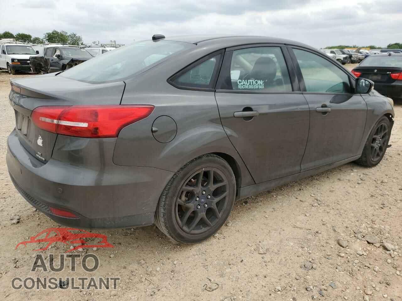 FORD FOCUS 2016 - 1FADP3F28GL326733