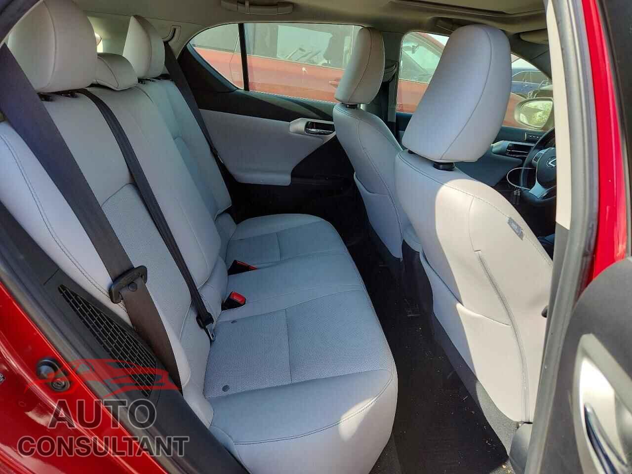 LEXUS CT 200 2012 - JTHKD5BH2C2082480